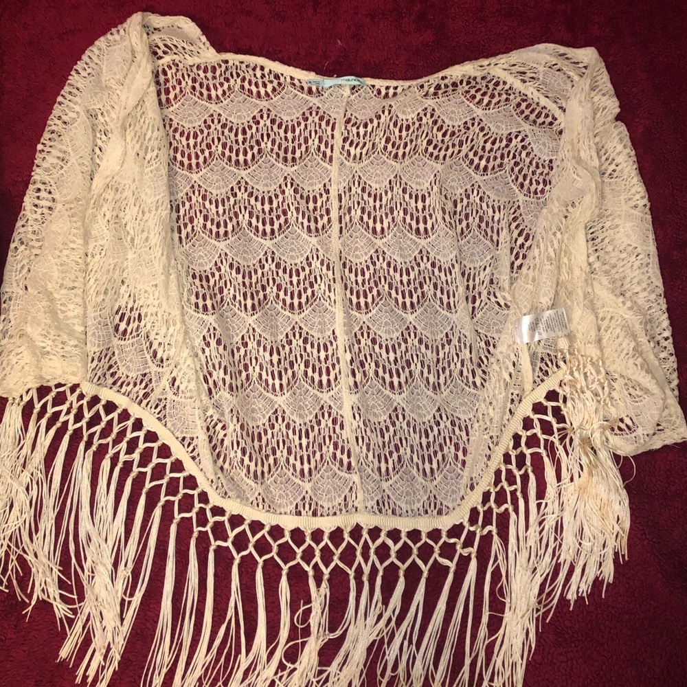 Super cute Lace Fall cover up - Maurices size M
